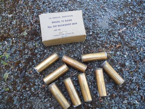 5 Shot, 25 Rdbx 14. . M19 brass shotgun shells